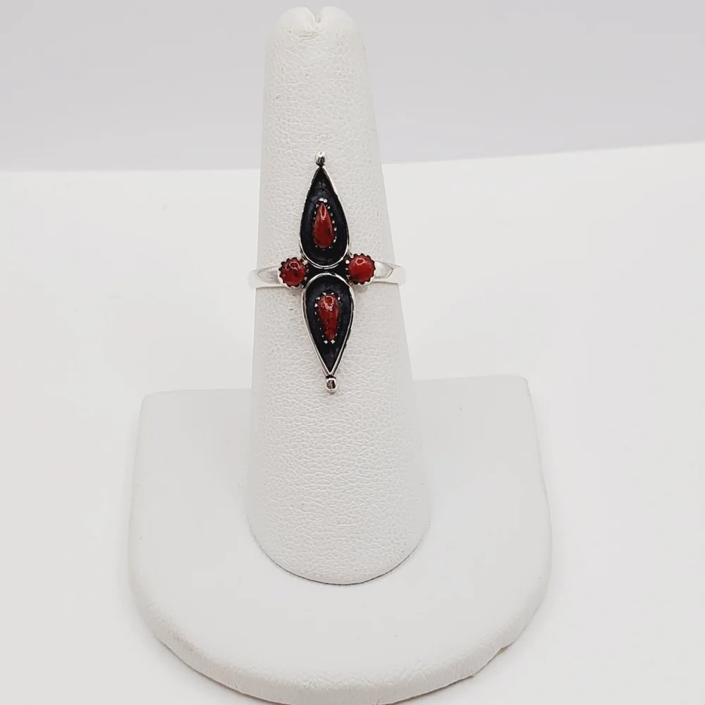 Santa Fe Style Plum Coral Ring in Sterling Silver 1.25 ctw - Picture 7 of 8